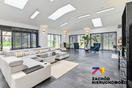 Bardzo atrakcyjny, przestronny dom w Droszkowie